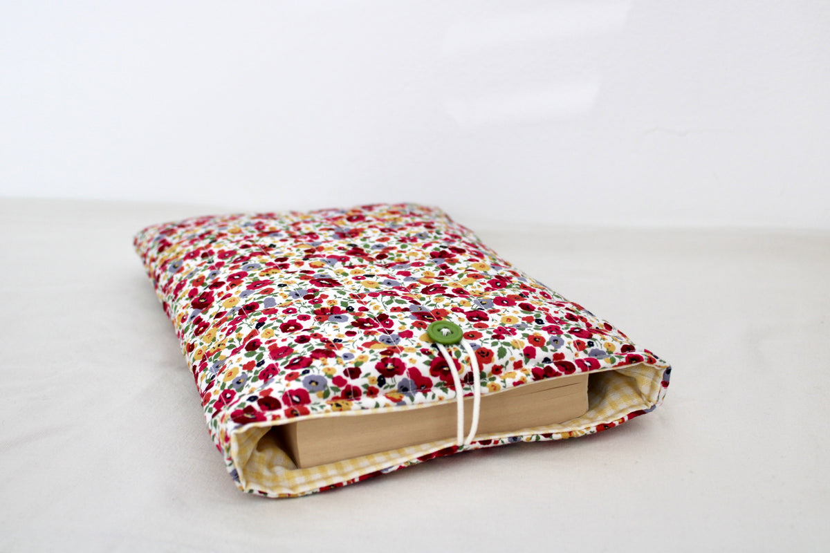 Poppy Book Sleeve