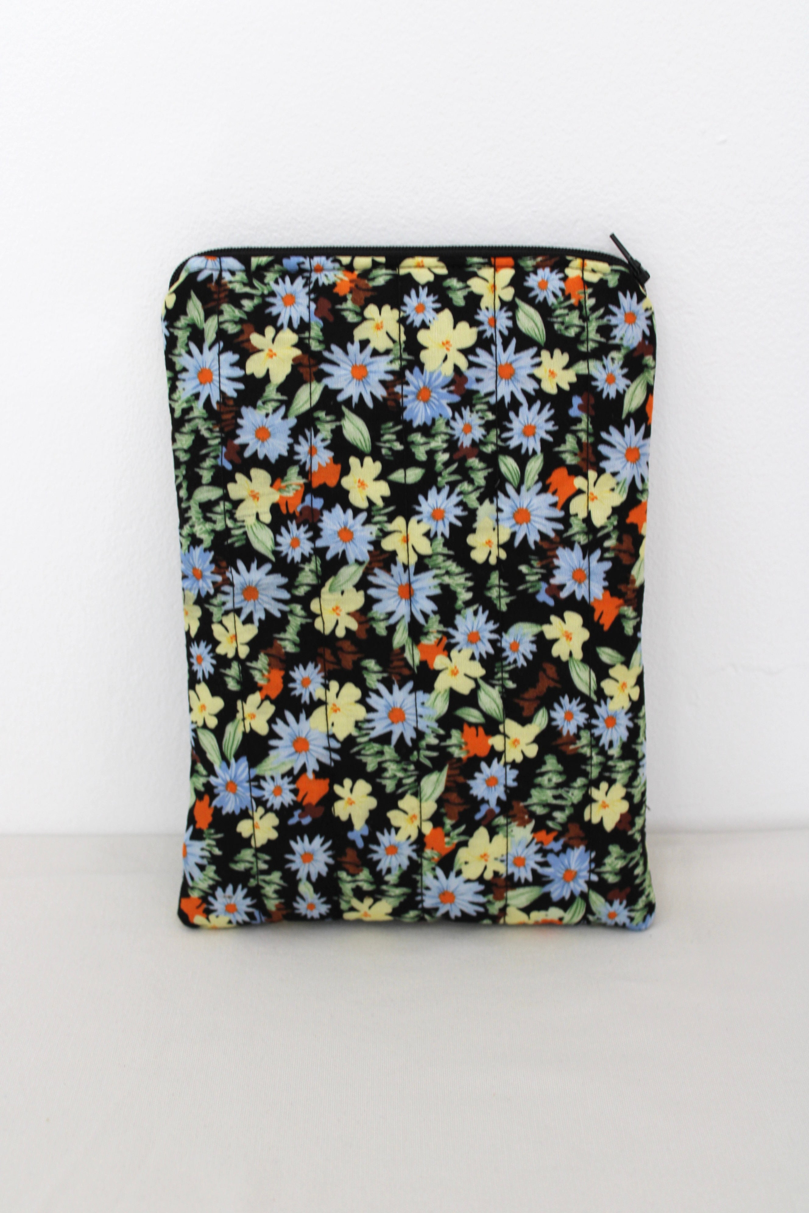 Black Floral e-reader Sleeve