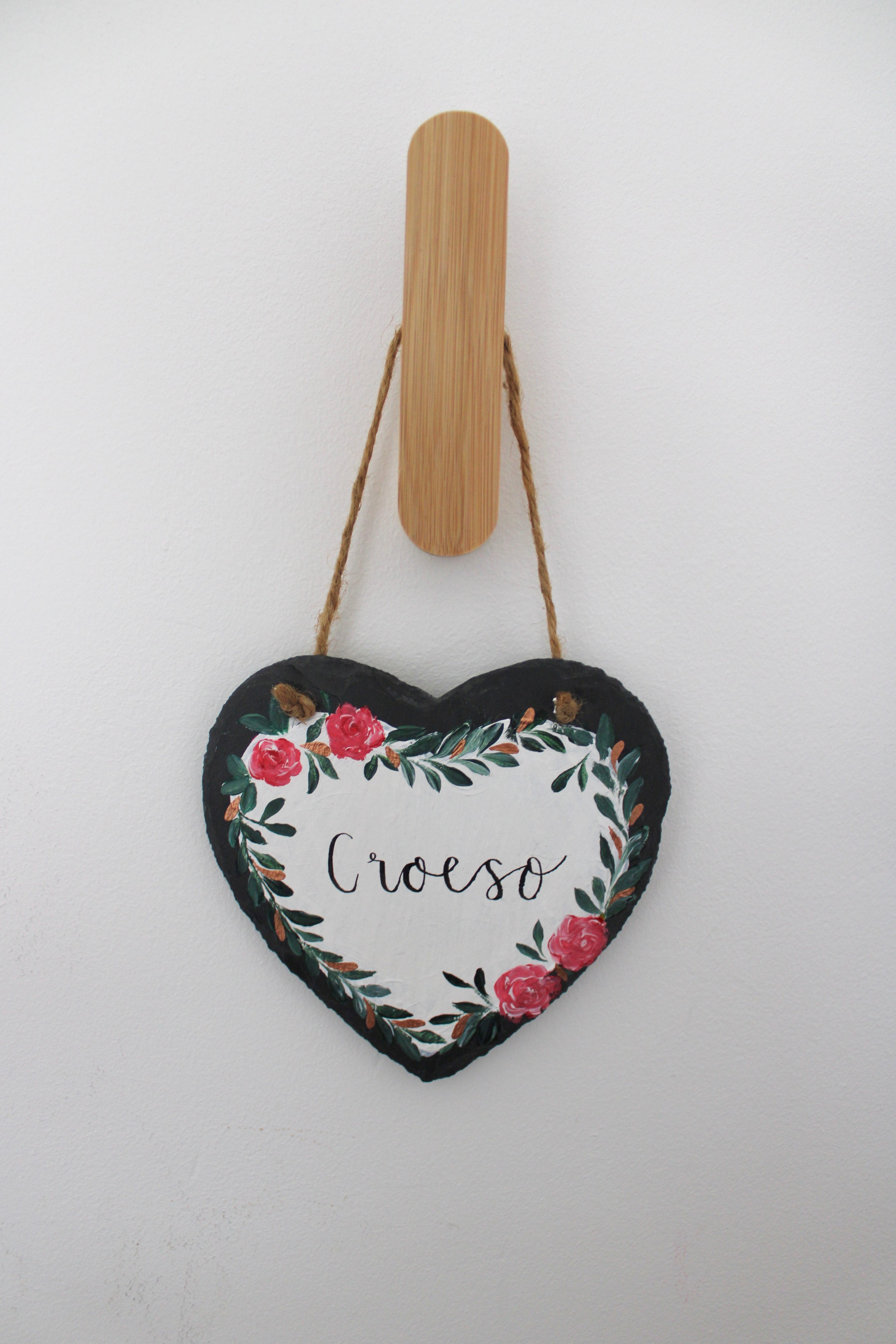 Croeso Hand Painted Heart Slate