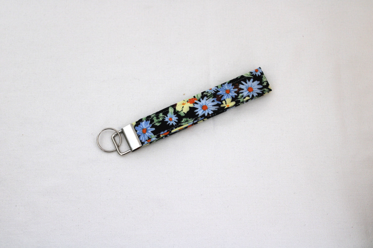 Black Floral Keychain Wrislet