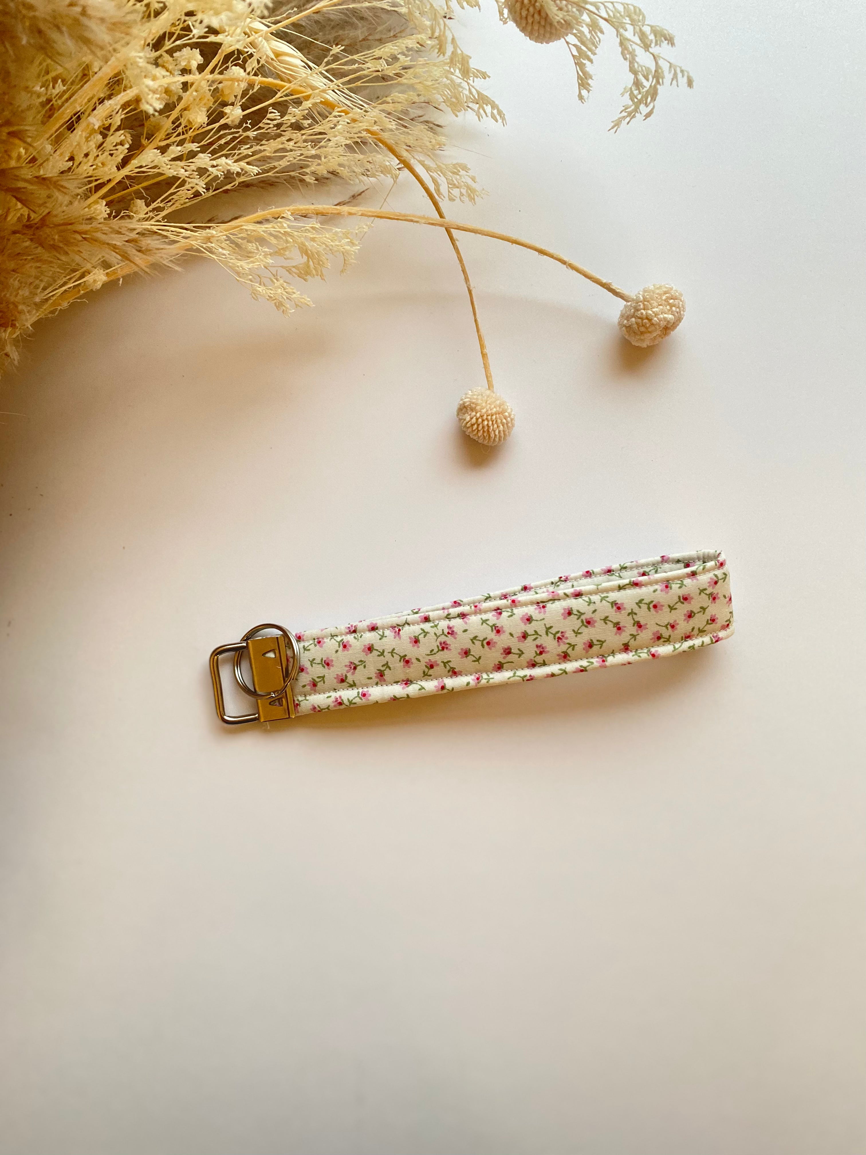 Keyring Wristlet - Ditsy Pink